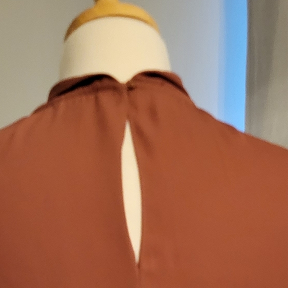 Blouse Sleeveless - Picture 3 of 9